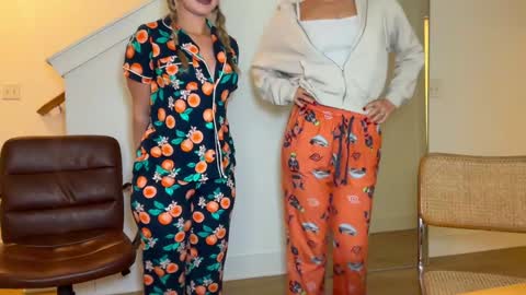 Snapshot of iheartcassie2844 chatting on 01/10/25, 04:44 cassie online show from 01/10/25, 04:44