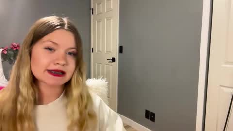 cassie online show from 11/10/25, 12:31