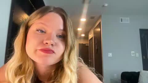 cassie online show from 03/03/26, 06:58
