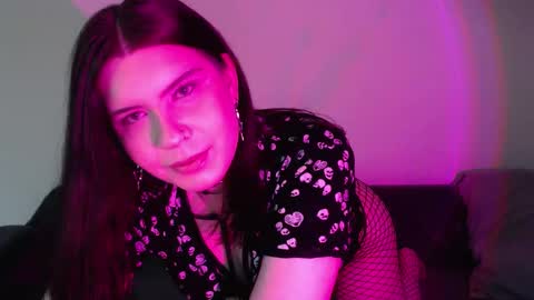 Vella online show from 09/12/25, 10:21