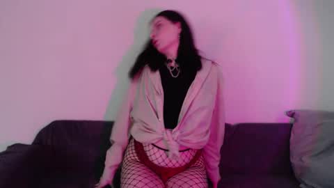 Vella online show from 09/16/25, 08:04