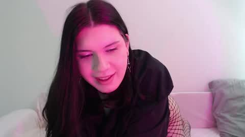 Vella online show from 09/27/25, 09:25