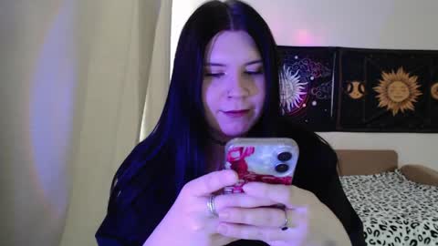 Vella online show from 04/22/26, 11:56