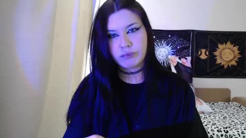 Snapshot of iintimate_flesh chatting on 05/19/26, 12:22 Vella online show from 05/19/26, 12:22