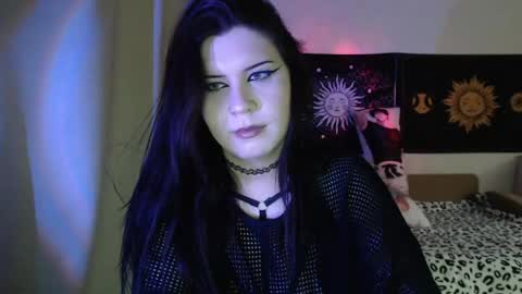 Snapshot of iintimate_flesh chatting on 05/29/26, 05:55 Vella online show from 05/29/26, 05:55