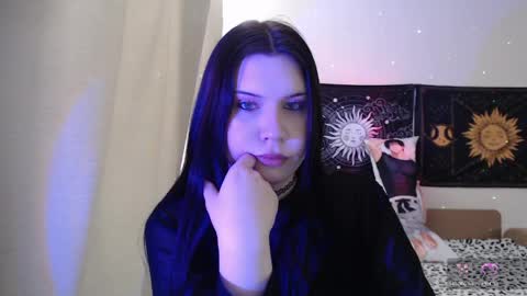Snapshot of iintimate_flesh chatting on 06/05/26, 12:22 Vella online show from 06/05/26, 12:22