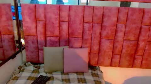 Snapshot of iisalombardi chatting on 10/05/25, 09:02 iisalombardi online show from 10/05/25, 09:02