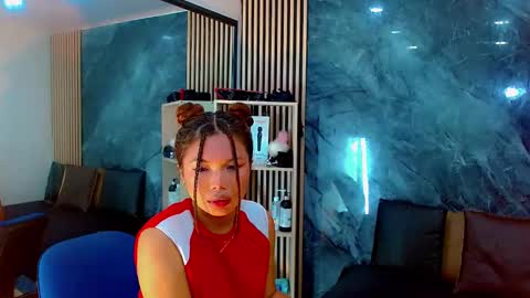 Snapshot of iisalombardi chatting on 10/23/25, 04:56 iisalombardi online show from 10/23/25, 04:56