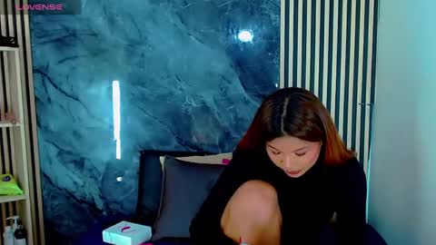 Snapshot of iisalombardi chatting on 11/04/25, 02:32 iisalombardi online show from 11/04/25, 02:32