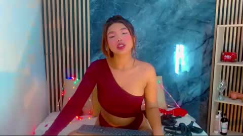 Snapshot of iisalombardi chatting on 12/02/25, 03:56 iisalombardi online show from 12/02/25, 03:56