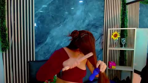 Snapshot of iisalombardi chatting on 01/06/26, 03:32 iisalombardi online show from 01/06/26, 03:32