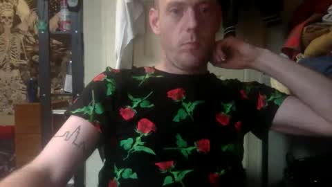 iitsniick online show from 04/22/26, 10:33