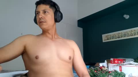 ijustjerk online show from 09/17/25, 12:18