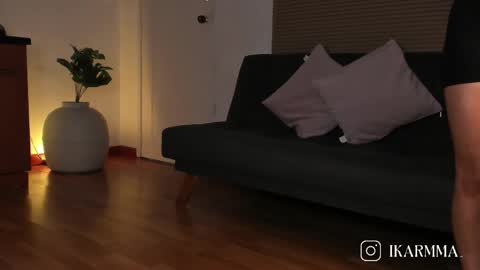 Lua     online show from 10/06/25, 11:13