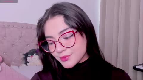 Snapshot of iki_mei chatting on 09/29/25, 05:29 Maria online show from 09/29/25, 05:29