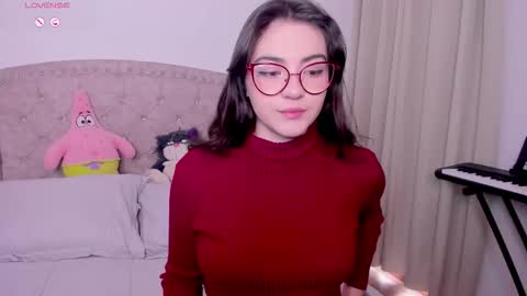 Snapshot of iki_mei chatting on 10/04/25, 04:27 Maria online show from 10/04/25, 04:27