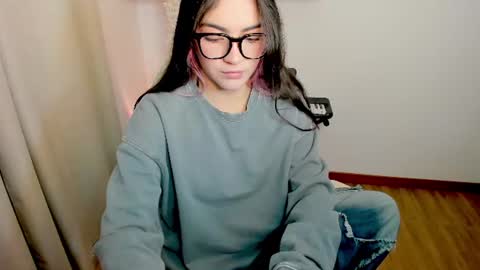 Snapshot of iki_mei chatting on 07/16/26, 08:48 Maria online show from 07/16/26, 08:48