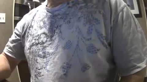 il_undercover online show from 12/19/25, 12:01