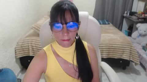 Snapshot of ilairahot chatting on 04/17/26, 11:57 Ilaira online show from 04/17/26, 11:57