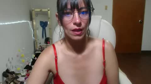 Snapshot of ilairahot chatting on 05/27/26, 01:57 Ilaira online show from 05/27/26, 01:57