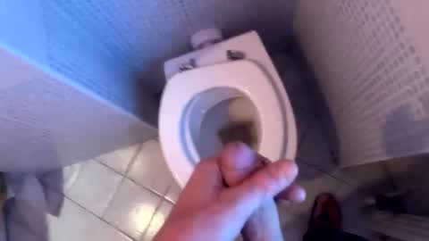 ilconte81 online show from 11/16/25, 07:14