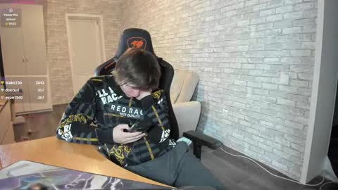 iliaskris online show from 03/06/25, 07:10