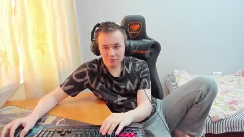 iliaskris online show from 11/21/25, 08:13