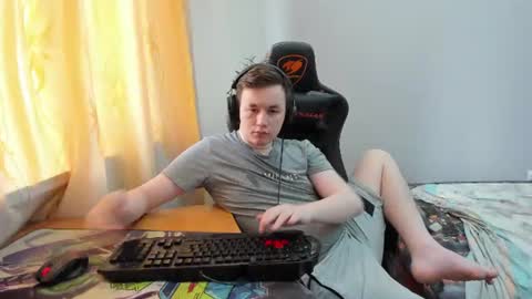 Snapshot of iliaskrislove chatting on 06/18/26, 11:03 iliaskris online show from 06/18/26, 11:03