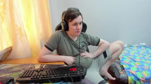Snapshot of iliaskrislove chatting on 07/19/26, 02:43 iliaskris online show from 07/19/26, 02:43