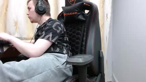 lord online show from 11/06/25, 01:28