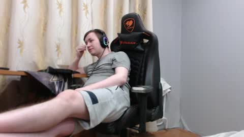 Snapshot of iliaskrisloveee chatting on 06/20/26, 11:29 lord online show from 06/20/26, 11:29