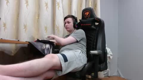 Snapshot of iliaskrisloveee chatting on 06/23/26, 06:28 lord online show from 06/23/26, 06:28