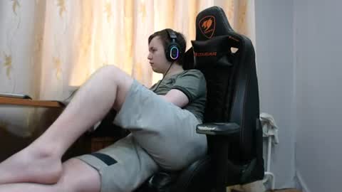 Snapshot of iliaskrisloveee chatting on 07/18/26, 06:17 lord online show from 07/18/26, 06:17