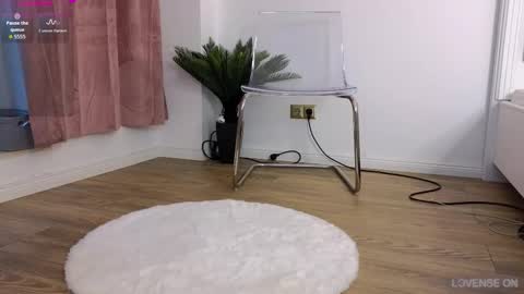 Emma online show from 10/22/25, 04:46