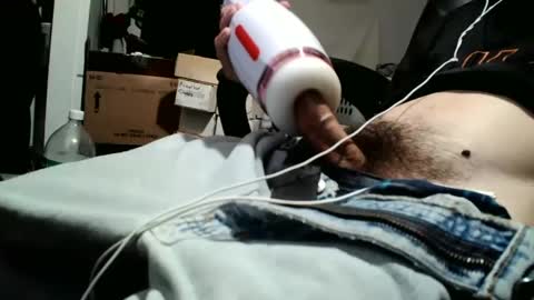 Snapshot of iliketofuck1975 chatting on 09/19/25, 03:08 iliketofuck1975 online show from 09/19/25, 03:08