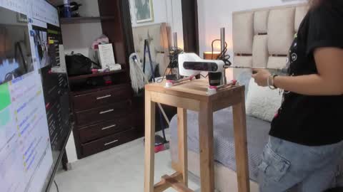 Snapshot of iliy_ chatting on 12/17/24, 10:55 ILY   online show from 12/17/24, 10:55