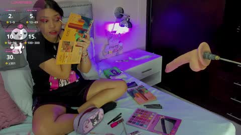 Snapshot of iliy_ chatting on 02/08/25, 11:55 ILY   online show from 02/08/25, 11:55