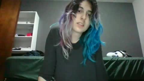 Snapshot of illlypad_lilac chatting on 04/09/26, 02:33 Lilly online show from 04/09/26, 02:33