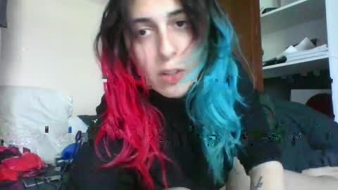 Snapshot of illlypad_lilac chatting on 05/12/26, 09:34 Lilly online show from 05/12/26, 09:34
