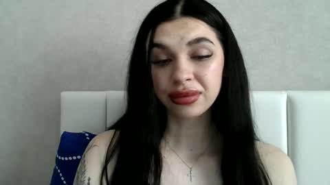 Ilona online show from 07/04/26, 12:22