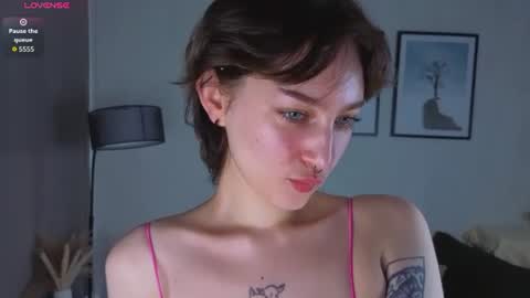Hello everyone Im Lily online show from 06/13/26, 01:14