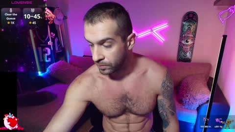 Snapshot of ilyafriend chatting on 12/23/24, 07:17 Ilya online show from 12/23/24, 07:17