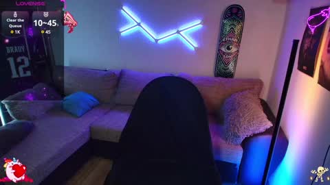 Snapshot of ilyafriend chatting on 01/13/25, 07:00 Ilya online show from 01/13/25, 07:00