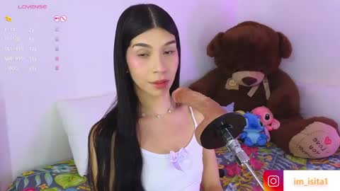 Snapshot of im__isabella chatting on 05/15/26, 03:13 Isa Vasquez online show from 05/15/26, 03:13