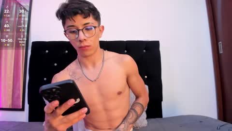 IM  THOMAS online show from 12/11/24, 05:21