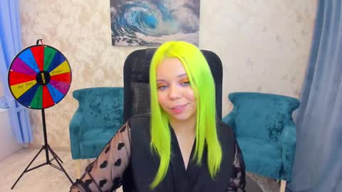 Roxy online show from 03/04/25, 01:55