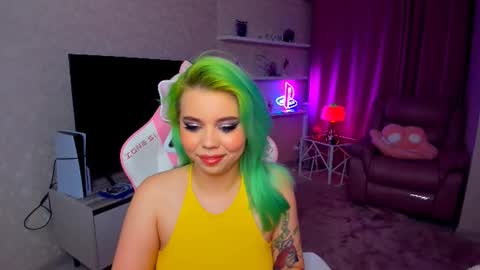 Roxy online show from 09/24/25, 06:22