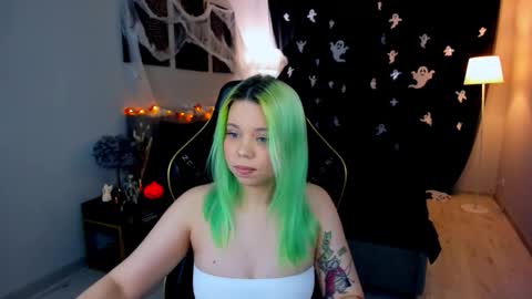 Roxy online show from 10/23/25, 07:12