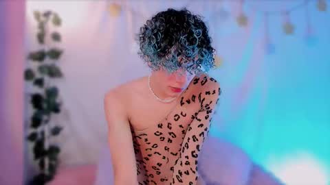 Snapshot of im_alejo chatting on 10/04/25, 01:58 Alejo independent model   online show from 10/04/25, 01:58