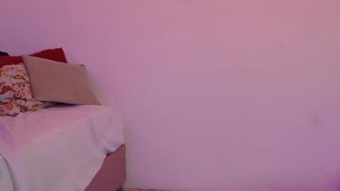 aurora online show from 10/27/25, 07:07